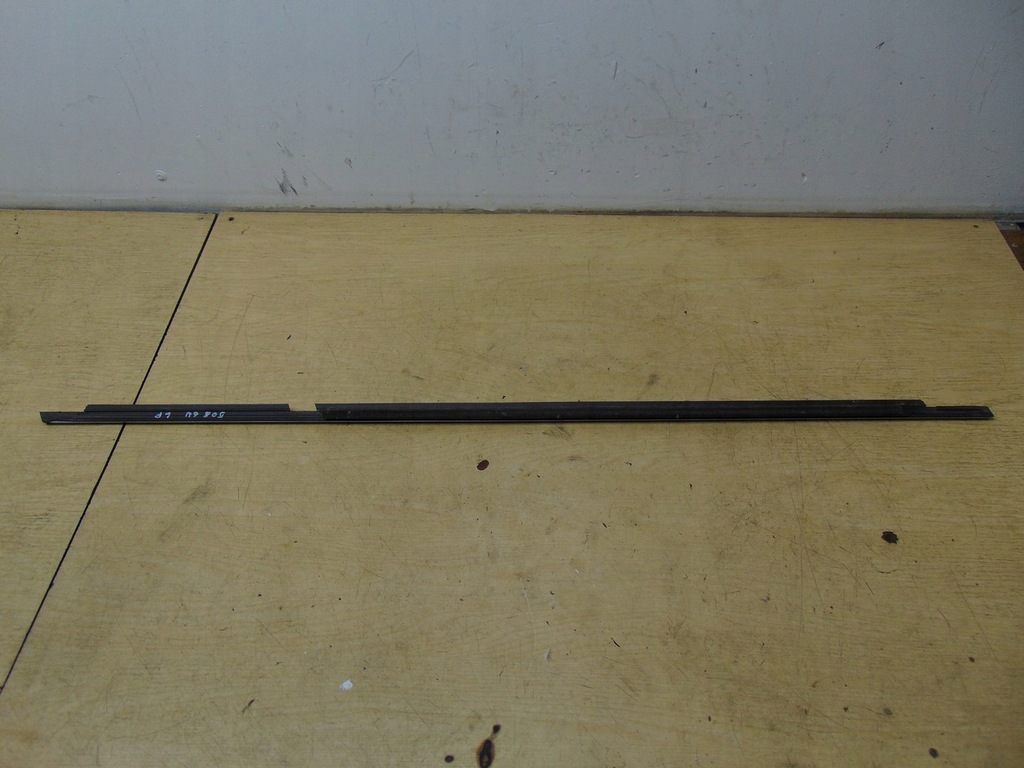 фото №7, Молдинг уплотнитель левый перед peugeot 508 1 9671943880