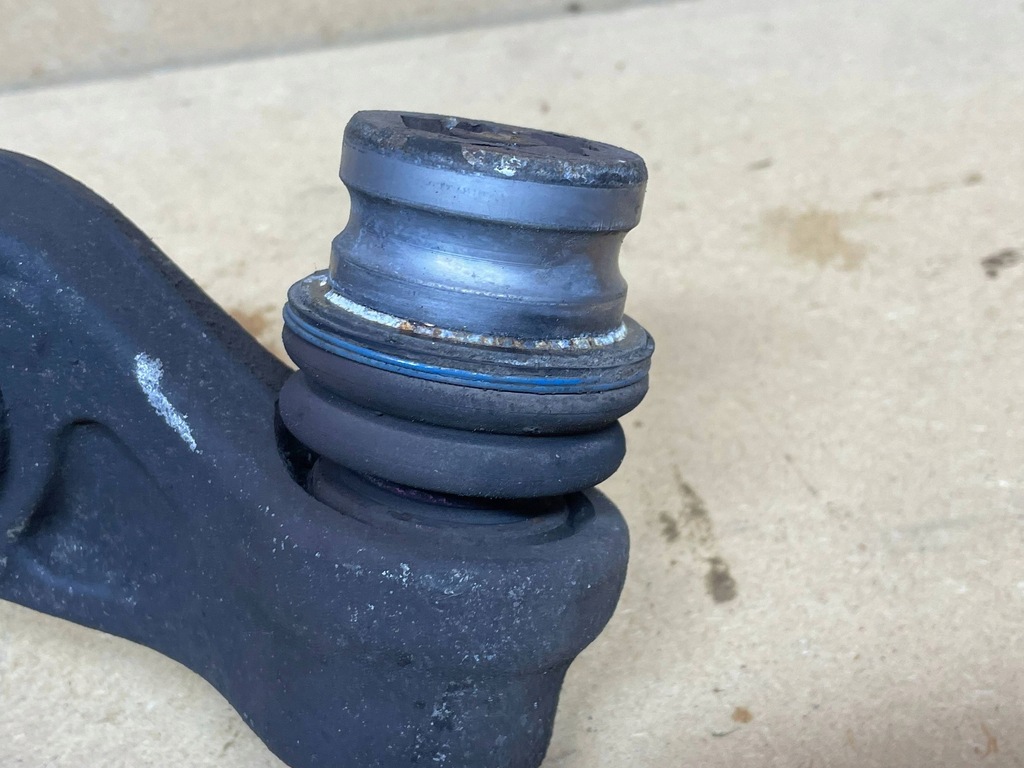 фото №6, Audi a5 8t 2007-2016 8k0407156b важіль правий нижній