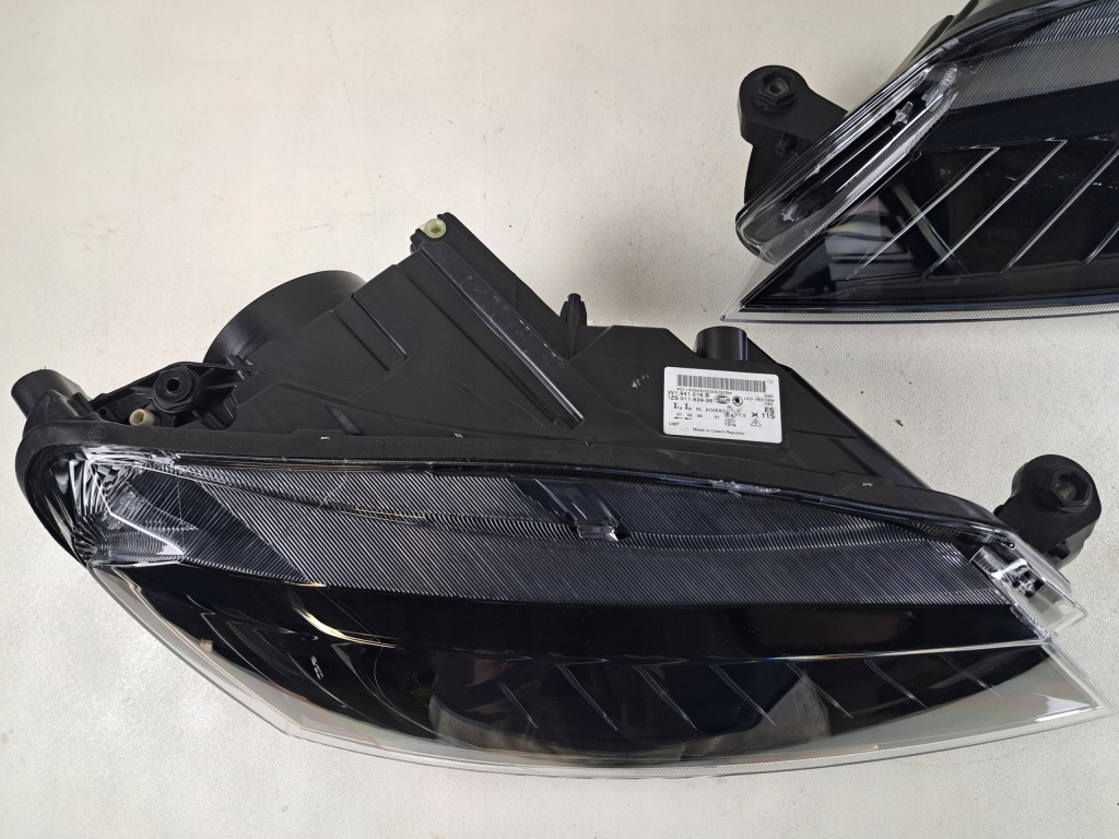 Skoda superb 3 3v1 фара левая правый  bi-xenon led Недорого