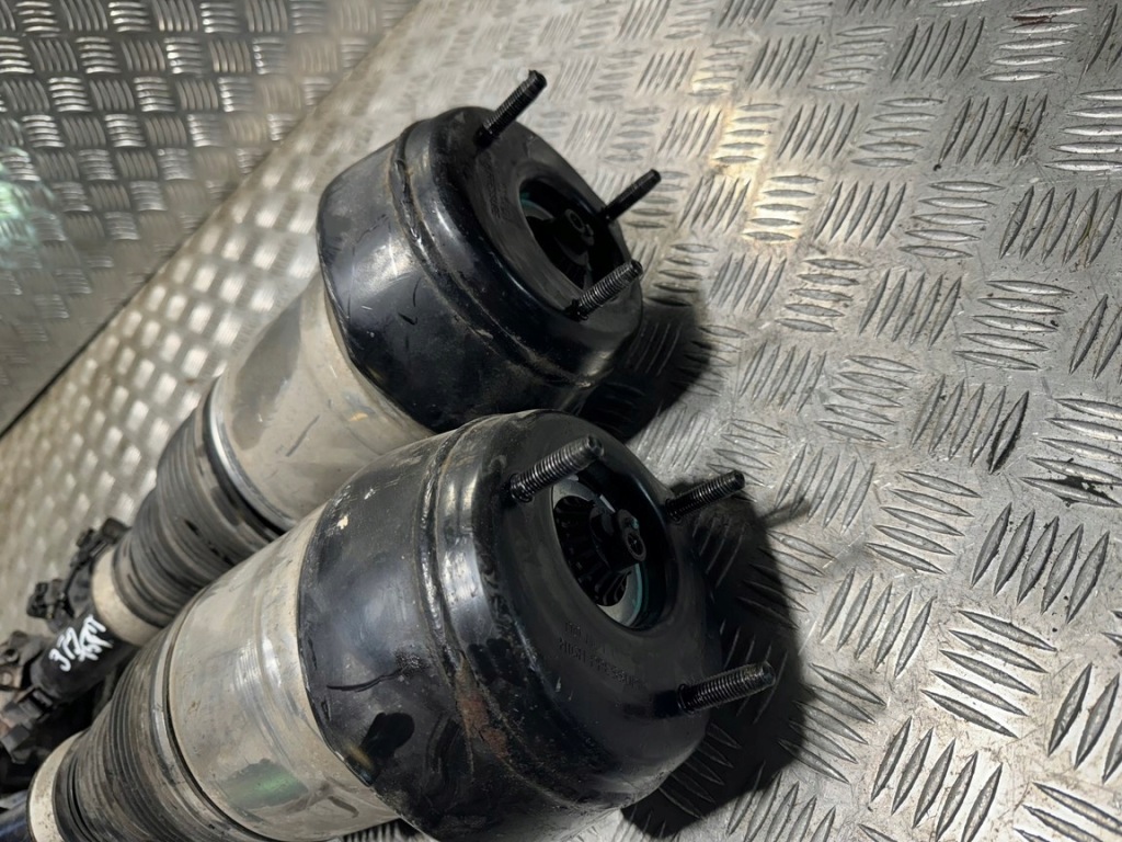 Амортизатор пневмоподушка mercedes ml gle w292 w166 a2923200400 передний правый правая в Украине