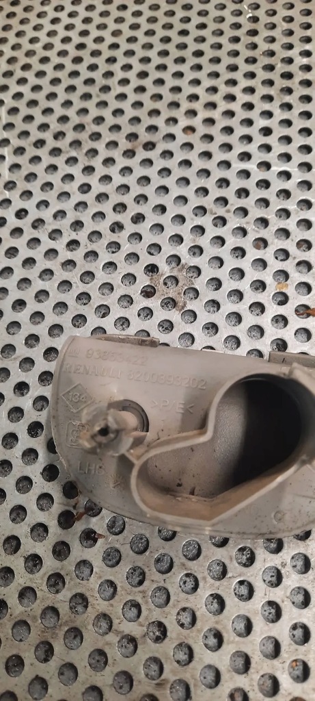 фото №3, Заглушка потолочный 8200393202 renault trafic