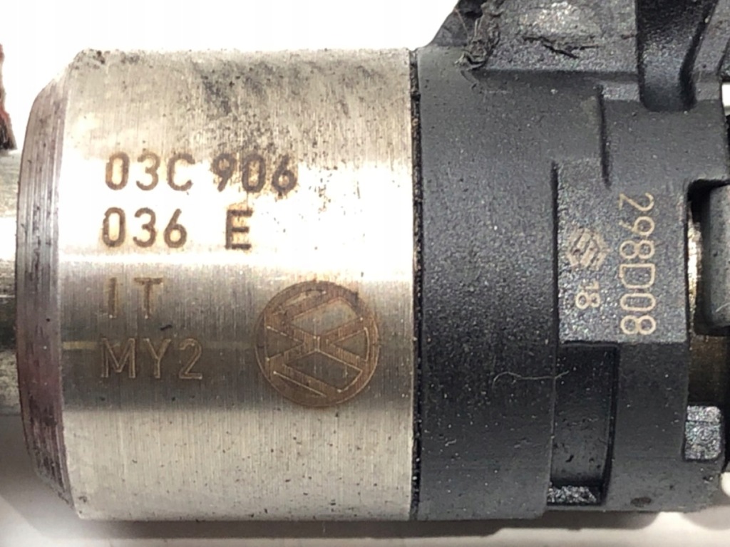 фото №6, Молдинг впрыскная vw touran 03c906036e 1.4 170km