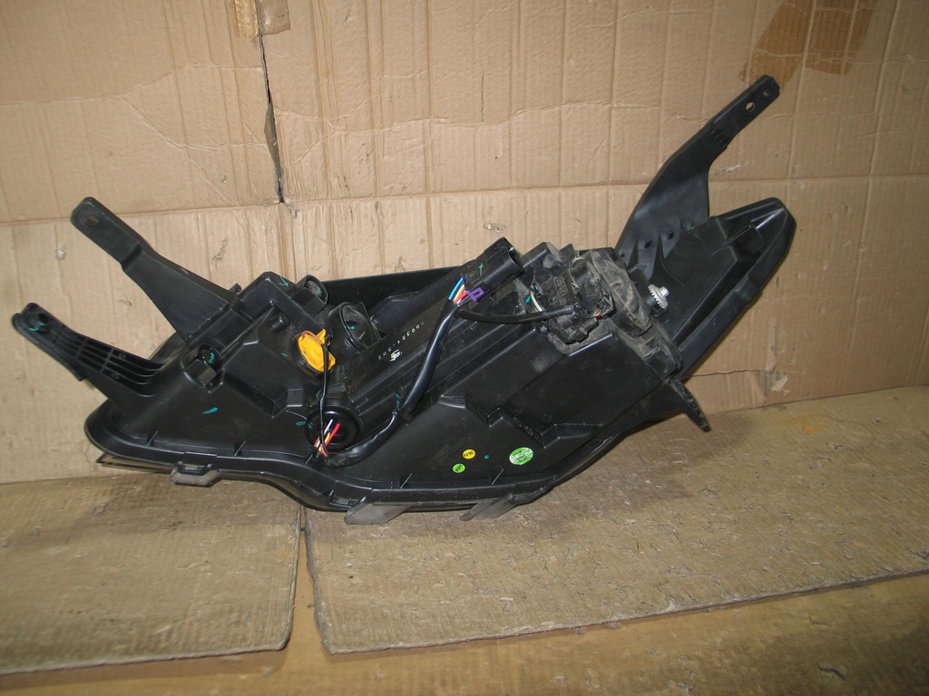 фото №14, Лампа правий перед mg zs 17-19r. europa + led