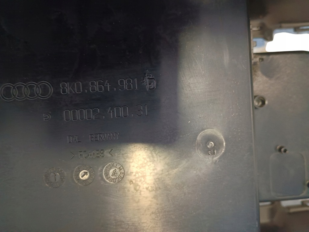 фото №8, Audi a4 b8 avant туннель средний консоль оригинальный номер 8k0864981d