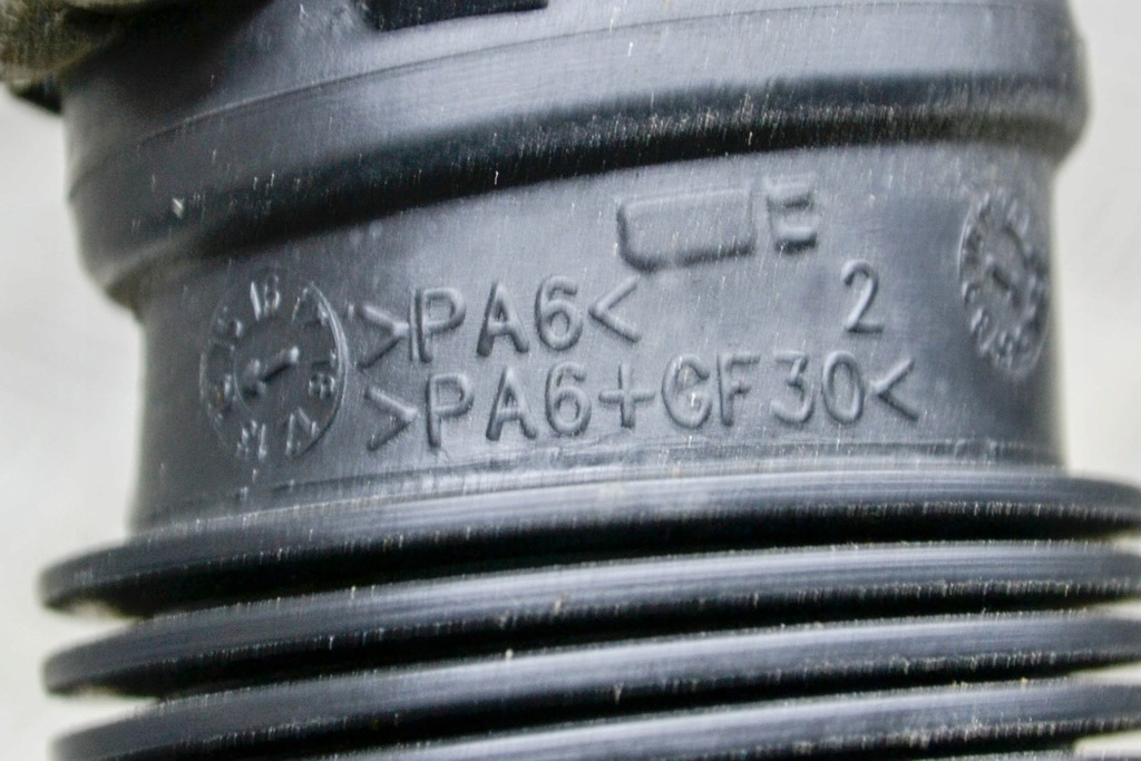 фото №6, Ford tourneo courier kombi 1.00 бензин 74kw труба впускний pa6gf30 2015