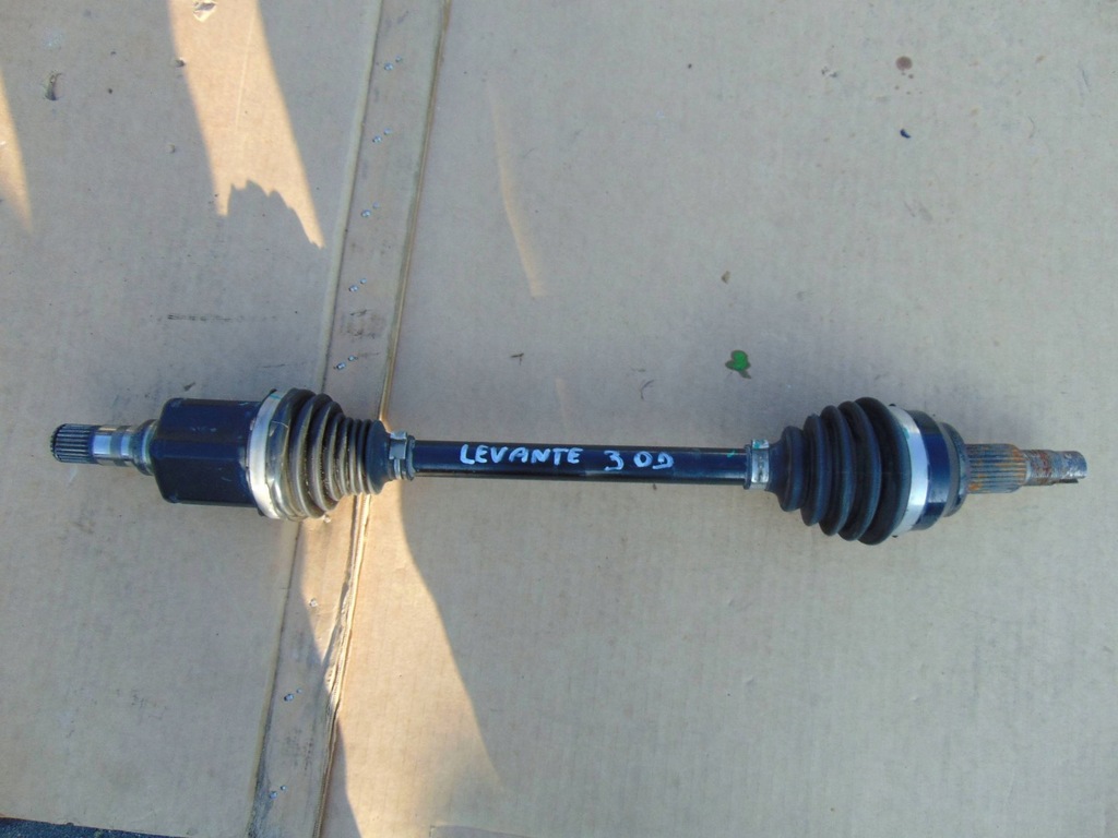 фото №2, Maserati levante 3.0d привідний вал передня права