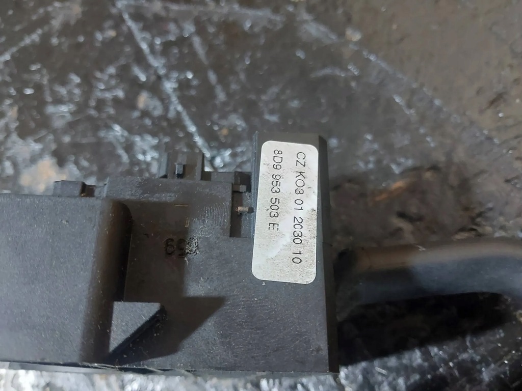 фото №11, Важіль / перемикач двірник audi a4 b5 8d 8d9953503e