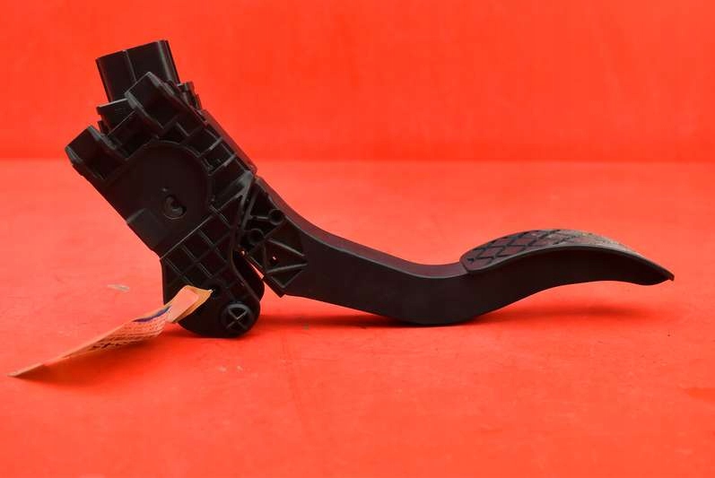 фото №6, Потенциометр газа 1s1721503a vw up 1.0 mpi 15r