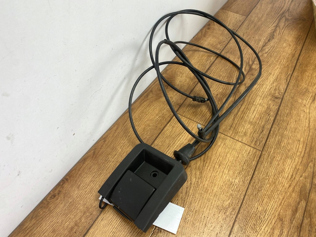 фото №5, Трос тяга капот chevrolet corvette c6 2005+