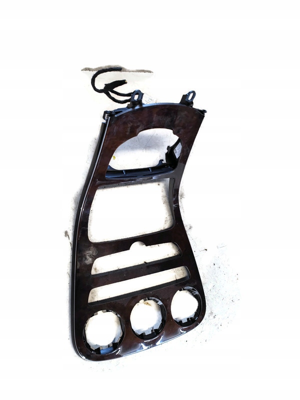 фото №1, Mercedes w205 2015r рамка dekor домкрата a2056809604