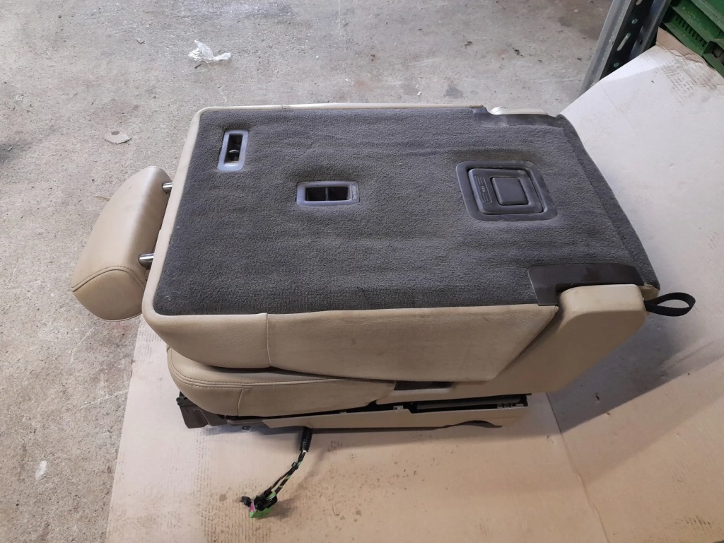 фото №10, Audi q7 4m 2018 задняя сторона правая сиденья, сиденье