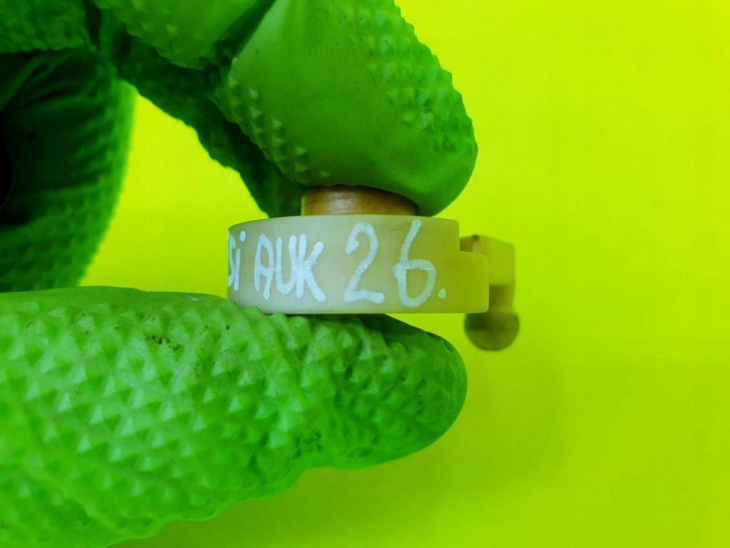 Колесо шестерня пластик привод крышка коллектор audi a6 c6 a4 b7 a8 3.2 fsi 859936 Недорого