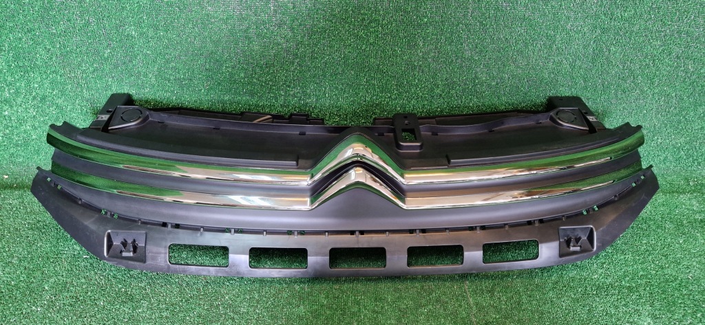 фото №1, Решётка радиатора решётка радиатора передний перед citroen c3 iii 2016 новый 9812063477