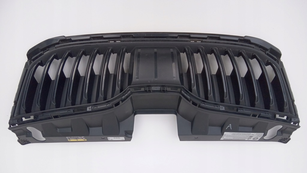 фото №2, Решётка радиатора решётка радиатора радиатора перед skoda octavia ii