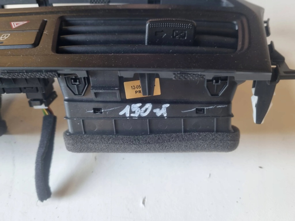 фото №9, Hyundai i20 ii решётка обдув средняя dekor рамка 84740-c8050 14-16 r