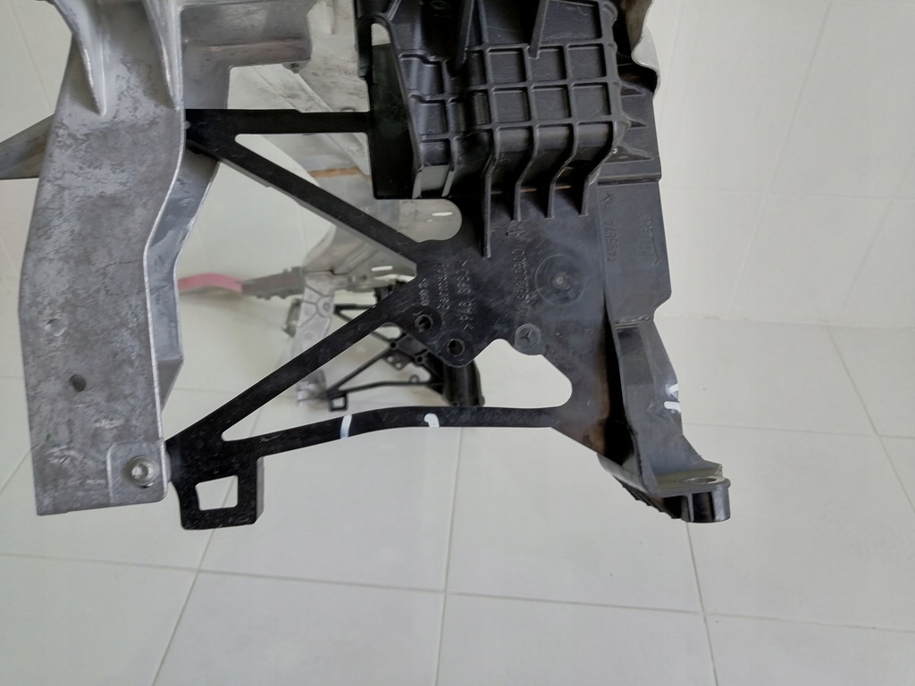 фото №14, Pas передній перед mercedes w253 w213