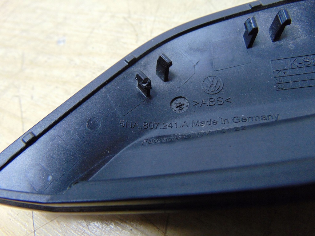 фото №6, Заглушка w бампер vw tiguan r-line 5na807241a