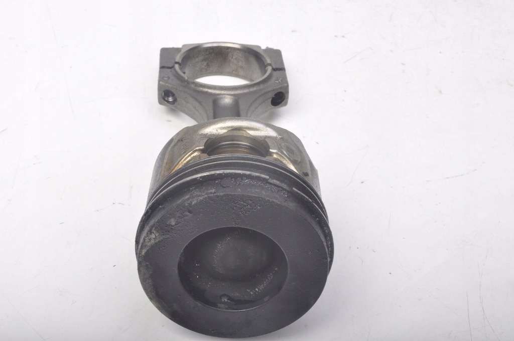 фото №5, Bmw f46 2.0 d gran tourer поршень з шатун