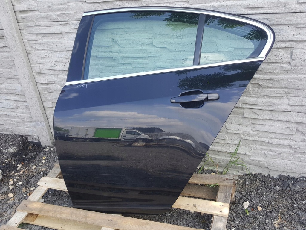 фото №1, Двері лівий задня insignia z20r hb