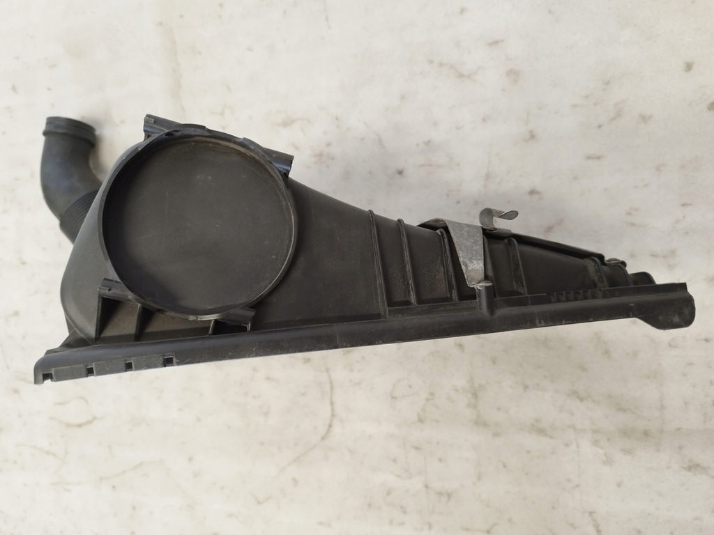 фото №11, Audi q7 4l uk крышка корпус фильтра воздуха 7l6129601q