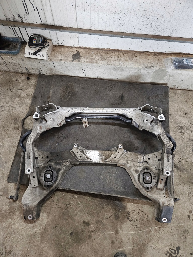 фото №4, Подрамник подрамник подрамник перед bmw e90 e91 n43 n47