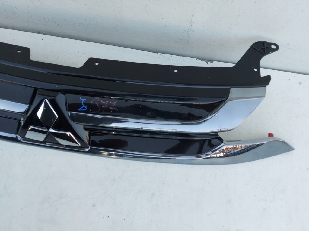 фото №5, Mitsubishi outlander lift 15- решітка радіатора решітка радіатора