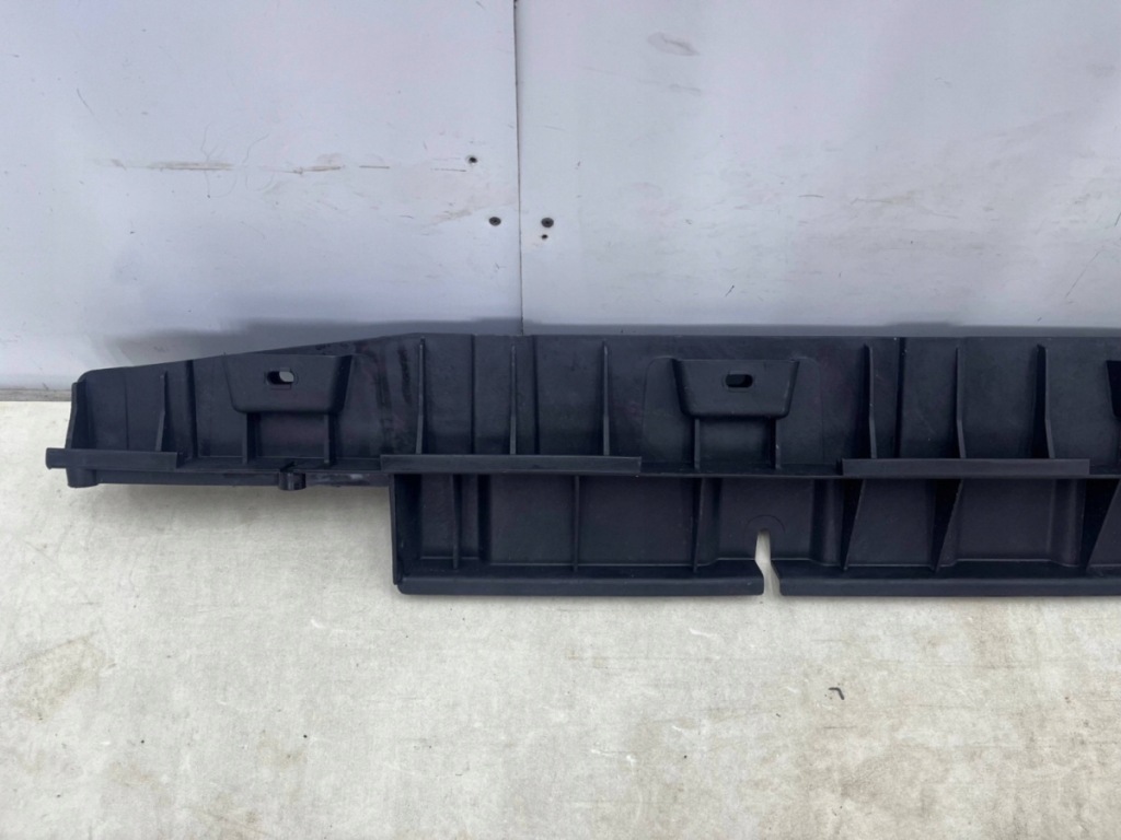 Накладка порога  mercedes ml w164 підніжка нова права опора накладки порога Доставка