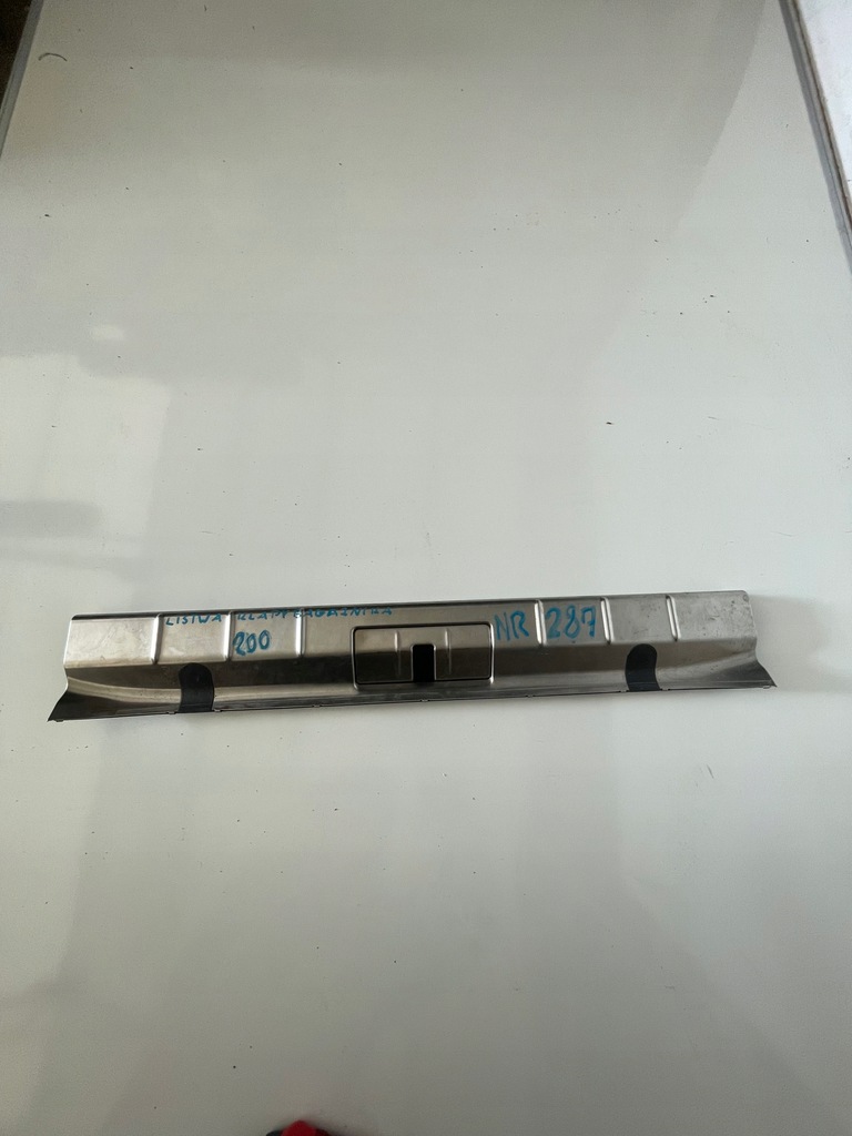 фото №1, Молдинг кришки багажника porsche panamera 970