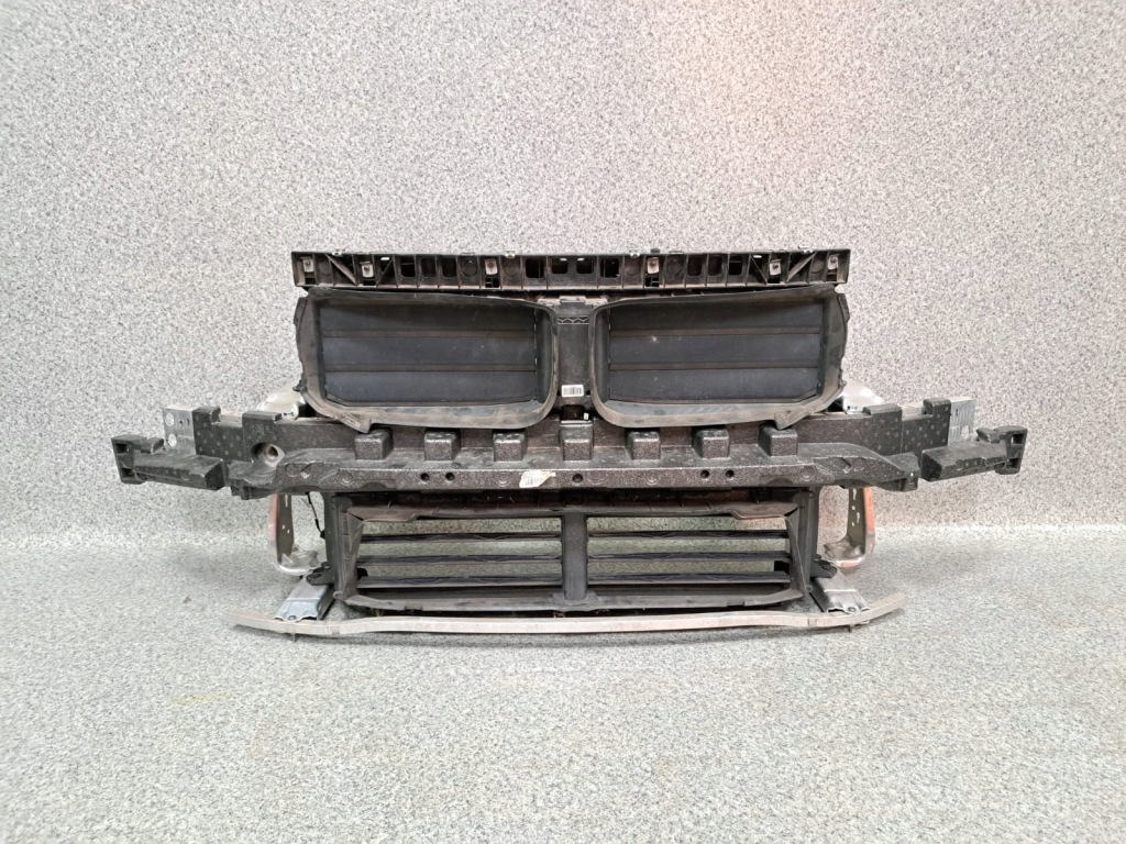 Bmw x1 f48 рестайлинг  x-line xline бампер перед передний ремень усилитель балка Доставка