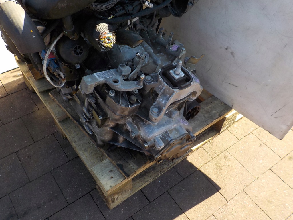 Mini r55 r56 12r 1.6 turbo 184km коробка передач передач 7594639 Недорого