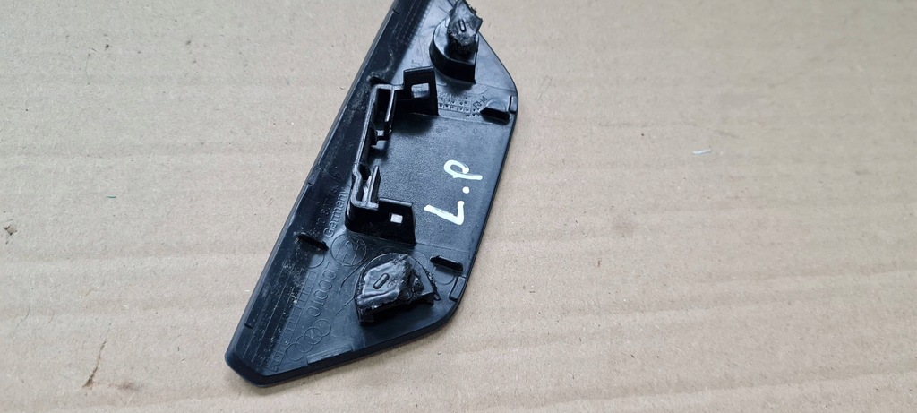 фото №9, Sq7 4m q7 заглушка бампера розпилювача ліва lz7s 4m0807753d