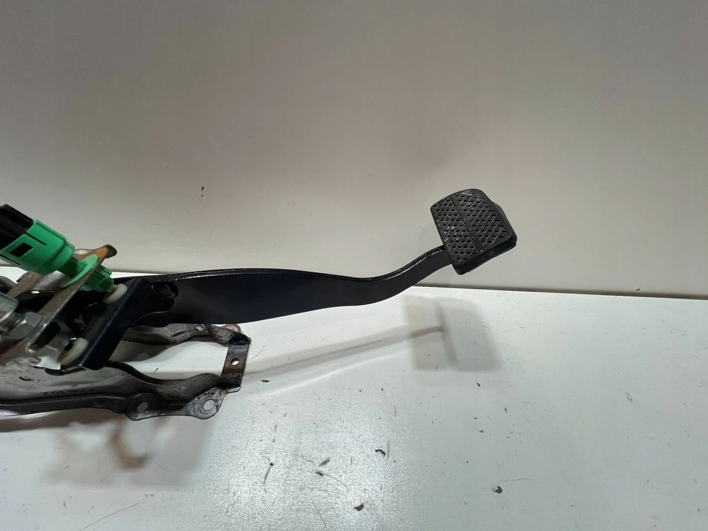 фото №7, Honda civic viii sedan autoamt hybrid гібрид педаль гальма з датчиками