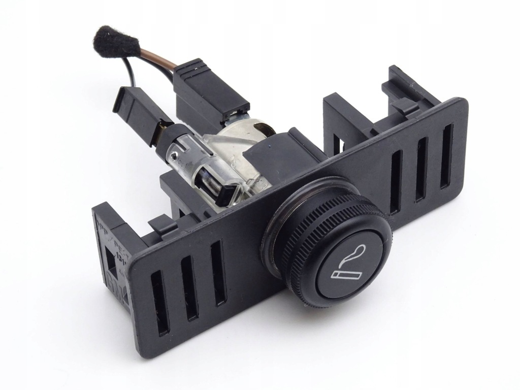 Купити Роз'єм прикурювача 12v opel corsa c 13114080 nr110