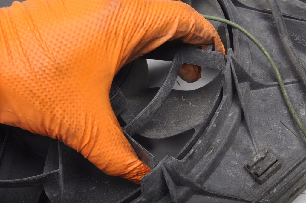 Porsche 911 996 3.6 вентилятор радіатора 99662403502 Зі Шроту