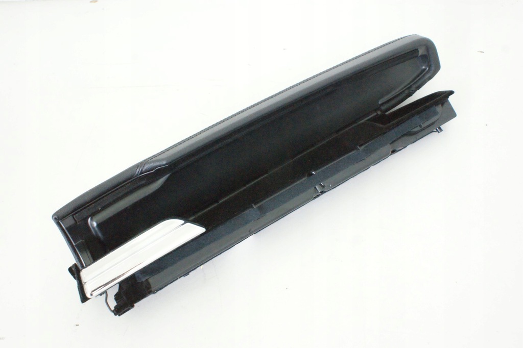 фото №4, Подлокотник бардачок дверной пассажира czarna кожа mercedes w221