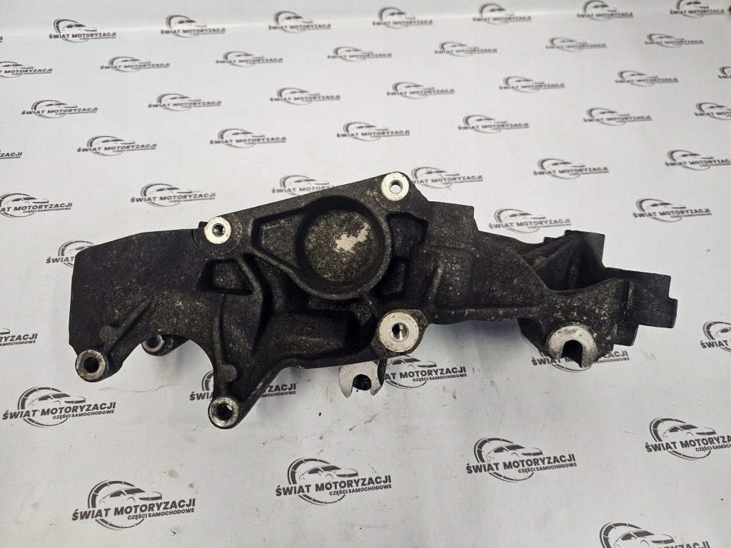 Trafic vivaro 2.0 dci m9r786 114km 14r кронштейн кронштейн генератора 8200803443 в Украине