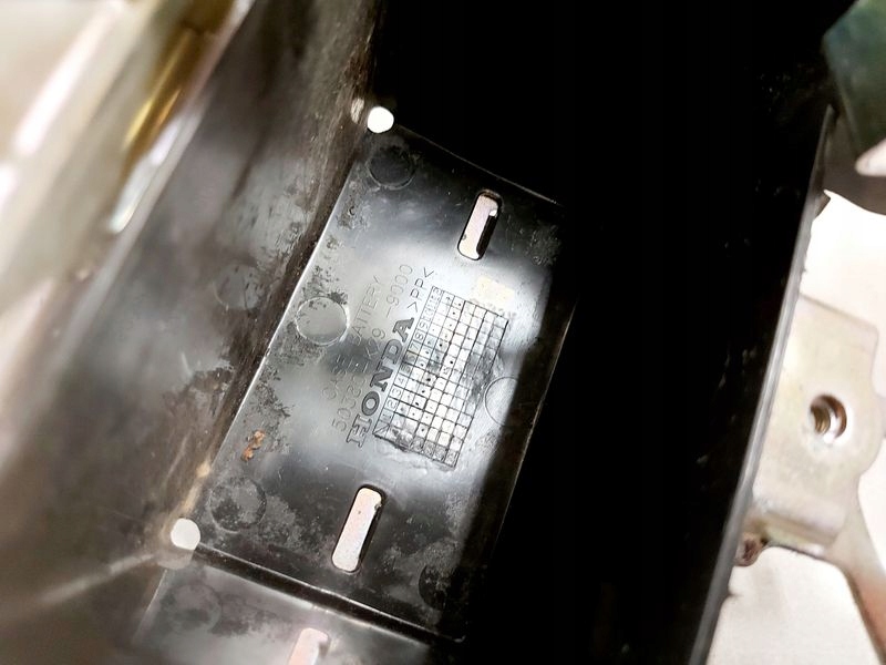 Honda sh125 основание аккумулятор 50380-k29-9000 с Разборки