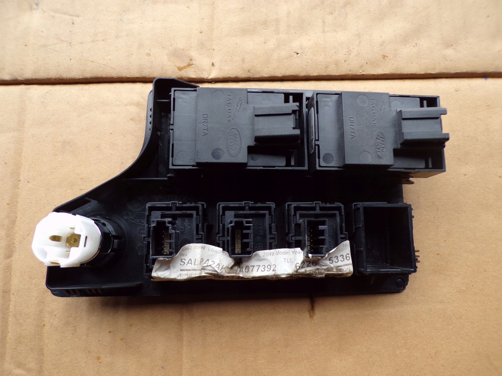 фото №4, Перемикач панель сидінь hy32-14d340-a discovery v