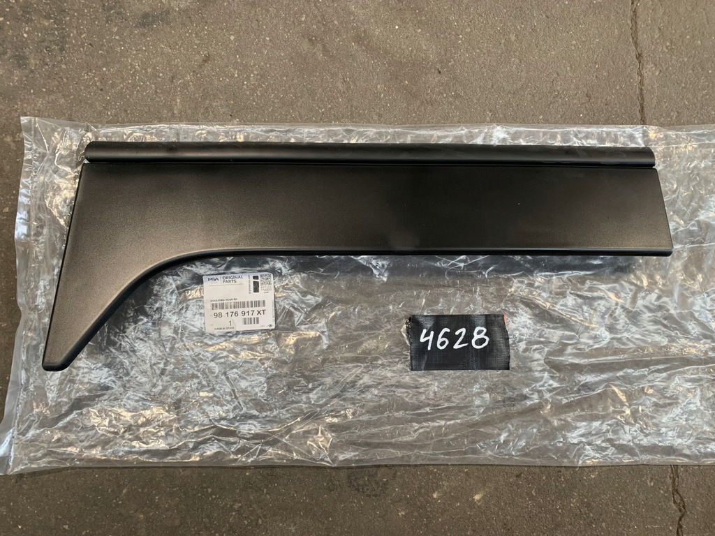 фото №1, Toyota proace молдинг двері правий задня nowa 98176917xt