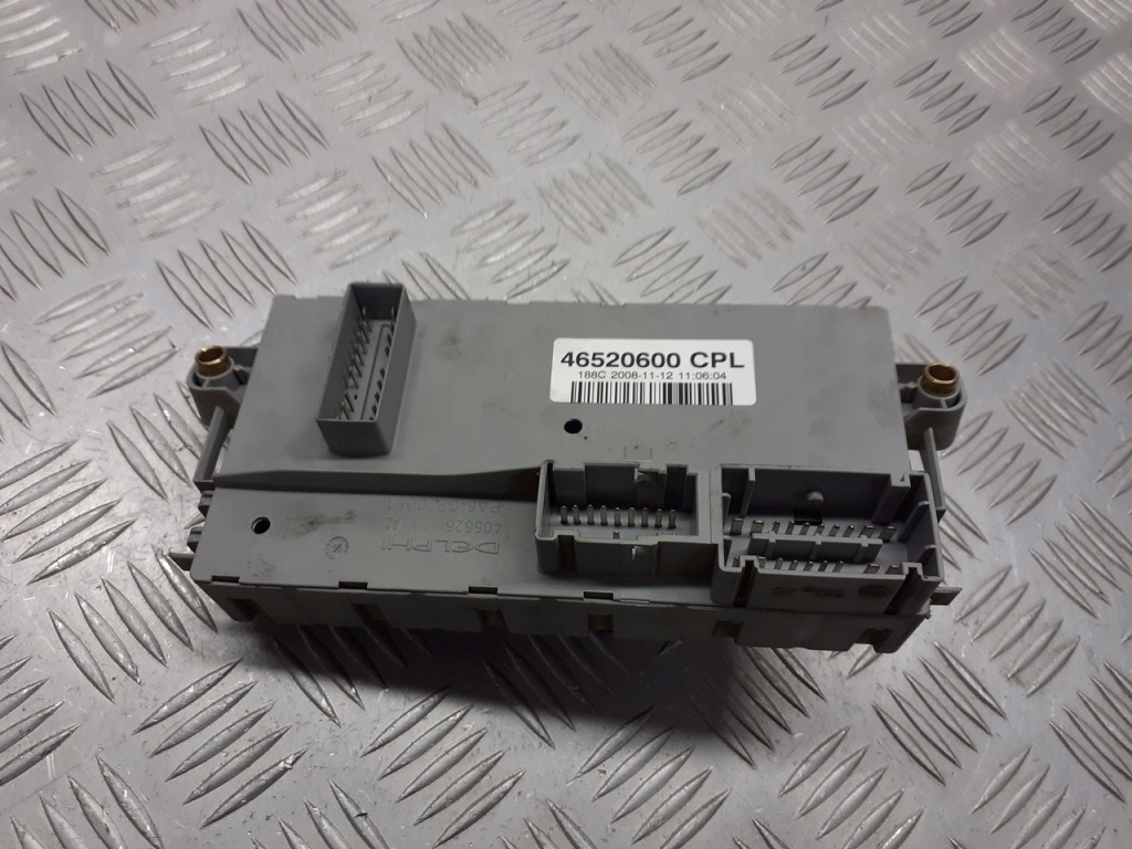 Купить Коробка предохранителей fiat doblo 51771607