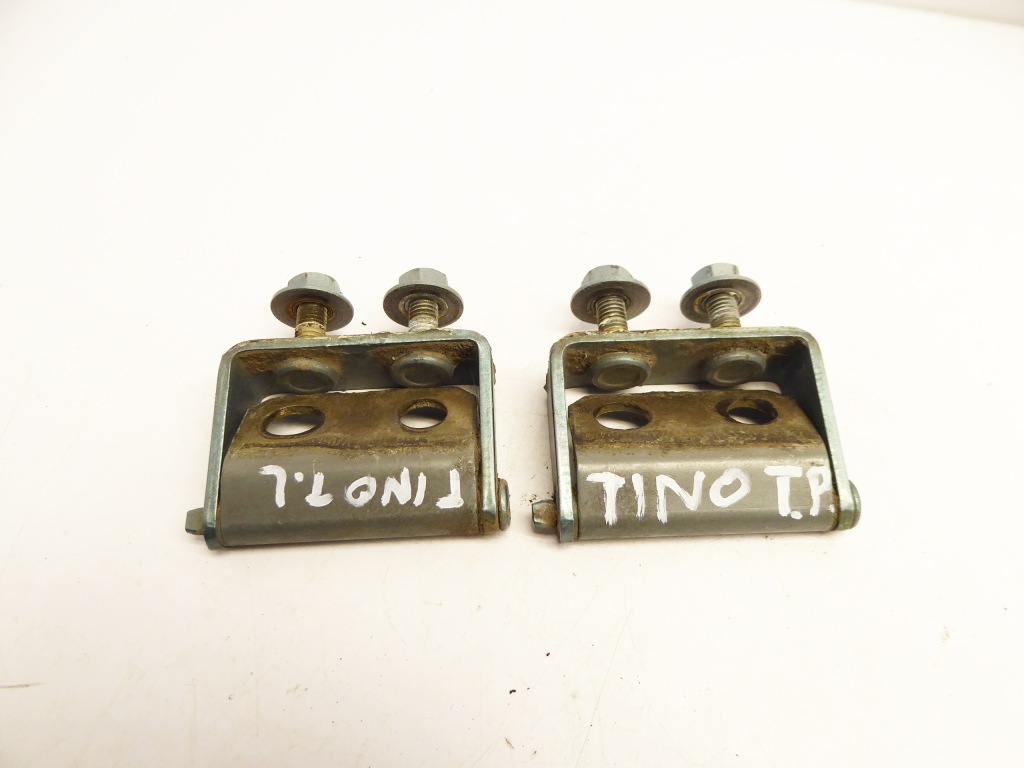 фото №2, Almera tino 5d петли крышки kpl bw3k