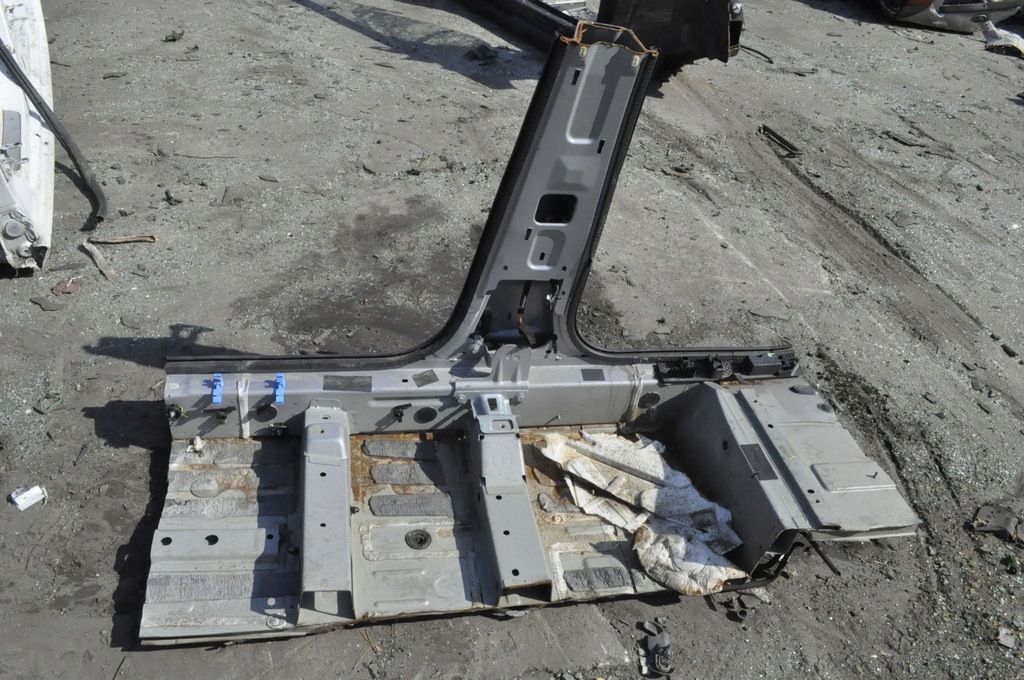 фото №2, Peugeot 5008 ii блок двигуна поріг правий