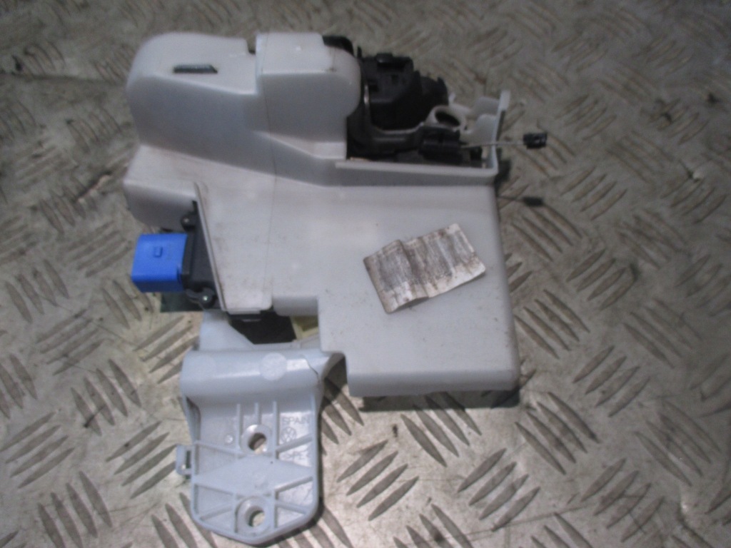 фото №1, Vw polo iv 9n hb 3d 05-09 замок перед правый