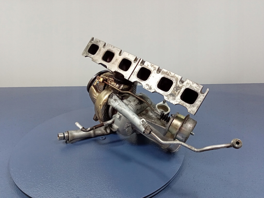 Bentley bentayga 6.0 w12 608km турбонагнетатель 07p145722h Оригинал