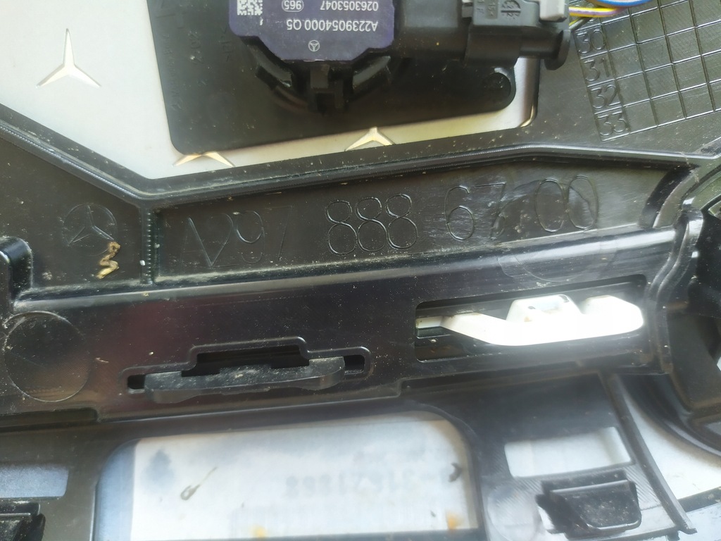 фото №12, Mercedes eqs v297 w297 бампер перед передний kompletny + решётка радиатора pdc usa