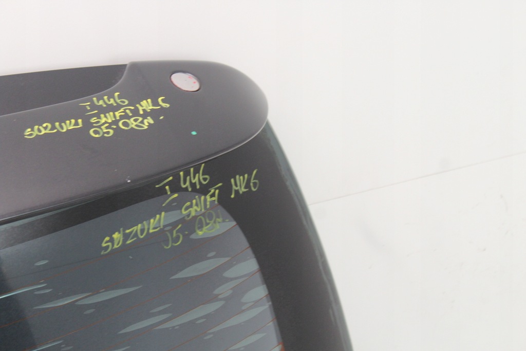 фото №5, Крышка багажника задняя багажника suzuki swift mk6 05-08r zce