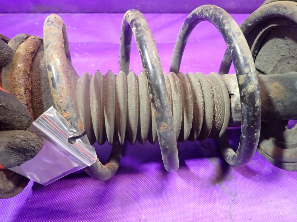 фото №3, Toyota corolla e12 00-08 1.6 mcperson амортизатор перед левый