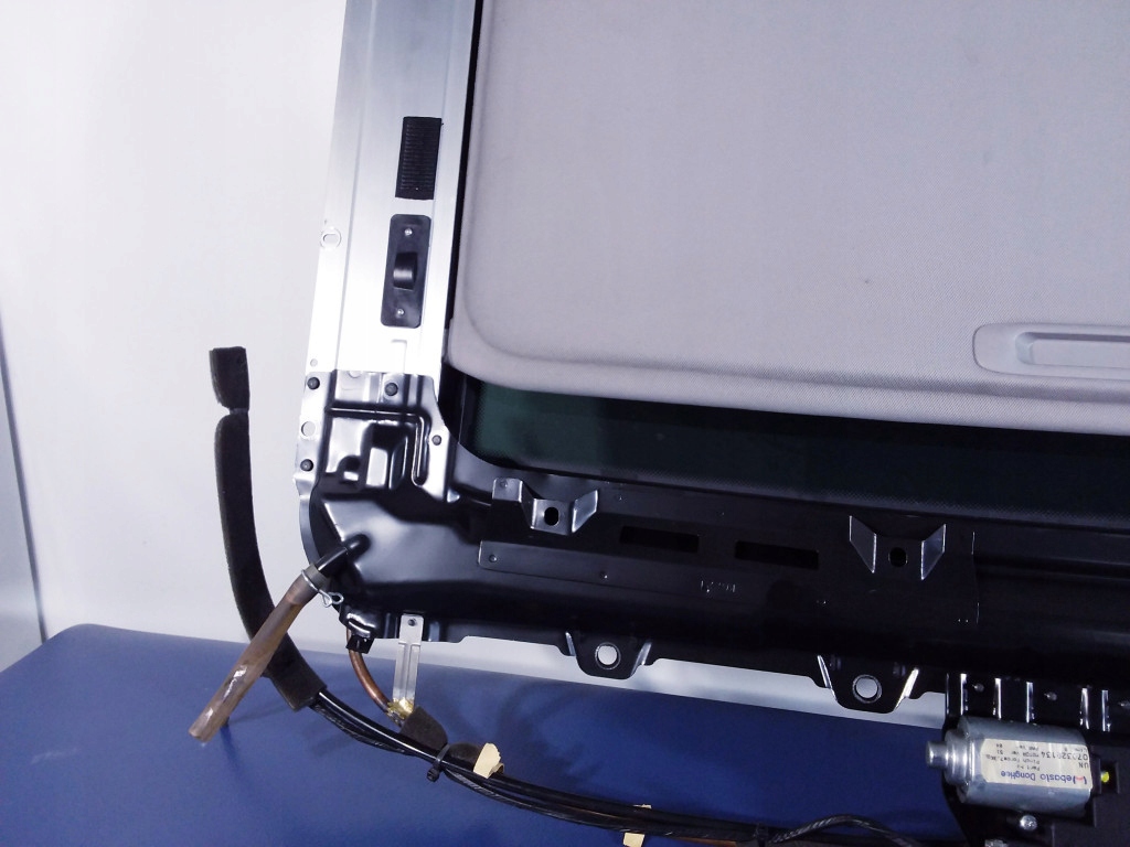 фото №5, Kia carens iii rondo люк