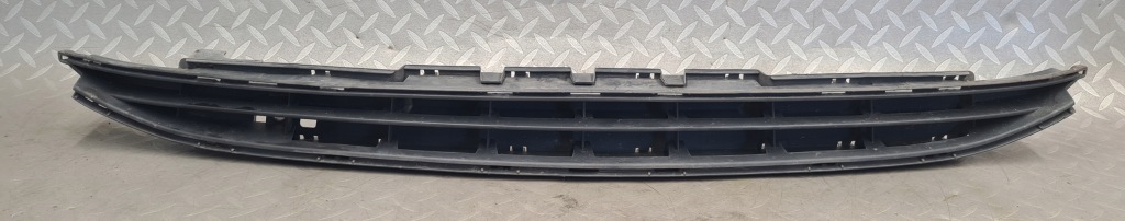 Купить Решётка решётка радиатора бампера средняя corsa e оригинал 39003563