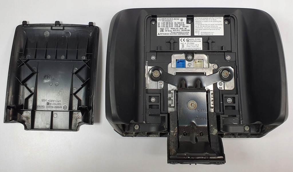 фото №7, Підголівник перед передній дисплей mercedes w221 a2219005504